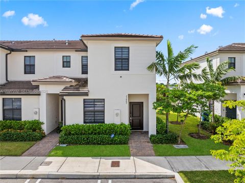 Photo of 23489 SW 127th Pl, Homestead, FL 33032 (MLS # A12027232)