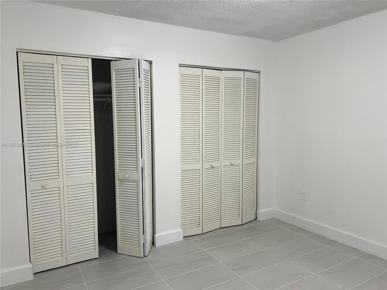 SAMARI LAKE EAST CONDO - Residential