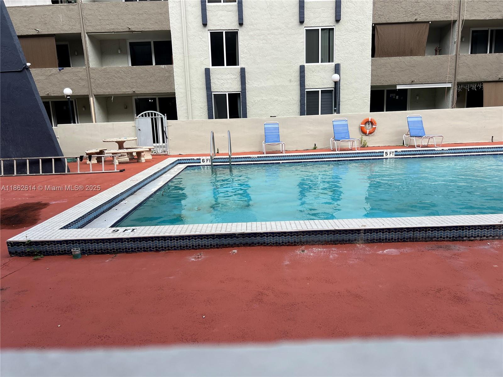 SAMARI LAKE EAST CONDO - Residential