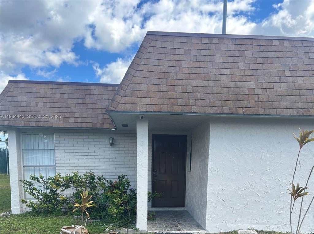 Photo of 728 SW 73rd Ave #25, North Lauderdale, FL 33068 (MLS # A11934443)