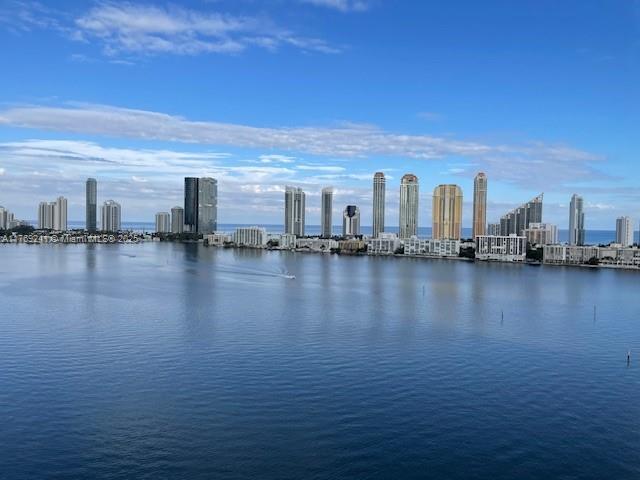 3000 Island Blvd 1902