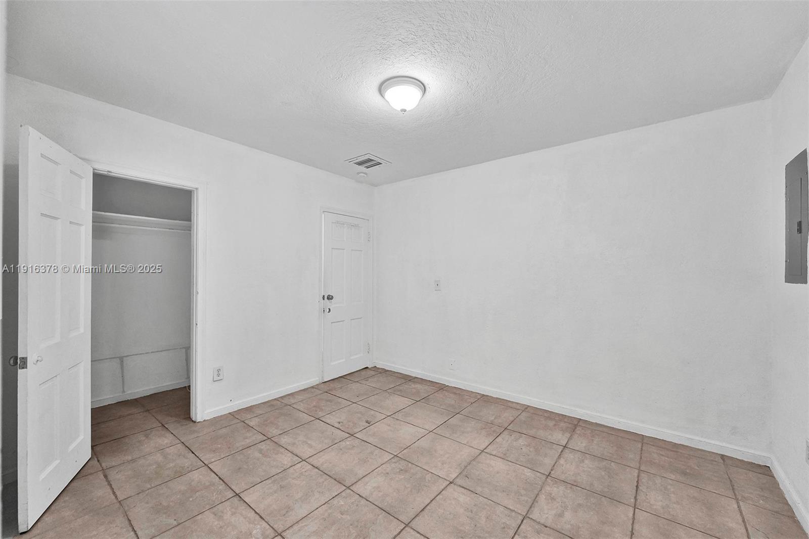 CENTRAL PARK - Residential