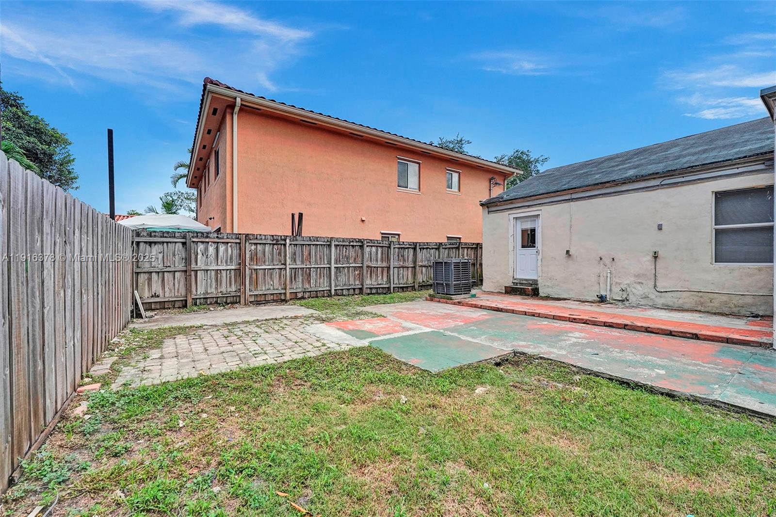 CENTRAL PARK - Residential