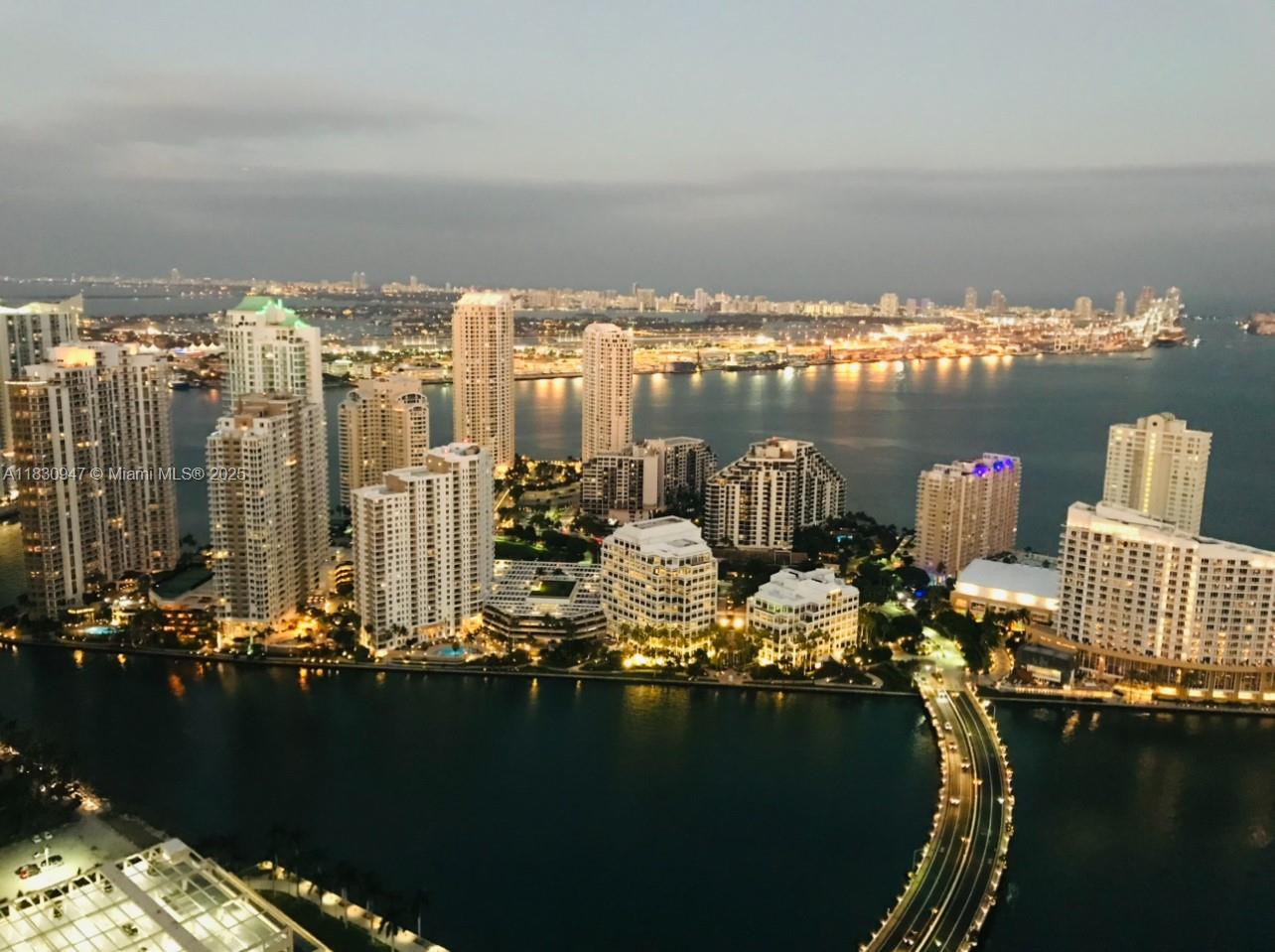 EXPERIENCE LUXURY HIGH-RISE LIVING AT THE PLAZA ON BRICKELL IN THIS FULLY FURNISHED 1BED/1BATH ON THE 53RD FLOOR WITH PANORAMIC VIEWS OF BISCAYNE BAY & CITY SKYLINE. FEATURES AN OPEN FLOOR PLAN, FLOOR-TO-CEILING WINDOWS, CERAMIC FLOORING, DESIGNER KITCHEN WITH STAINLESS STEEL APPLIANCES, BLACK GRANITE COUNTERS, AND MODERN CABINETRY. SPACIOUS BEDROOM WITH LARGE CLOSET & EN-SUITE BATH WITH MARBLE VANITY AND GLASS SHOWER. IN-UNIT WASHER/DRYER. ENJOY SUNSETS FROM YOUR BALCONY IN MIAMI’S MOST VIBRANT NEIGHBORHOOD. AMENITIES INCLUDE 2 INFINITY POOLS, FITNESS CENTER, SPA, BUSINESS CENTER, THEATER, CONCIERGE & VALET. WALK TO BRICKELL CITY CENTRE, CAFÉS & BRICKELL KEY.