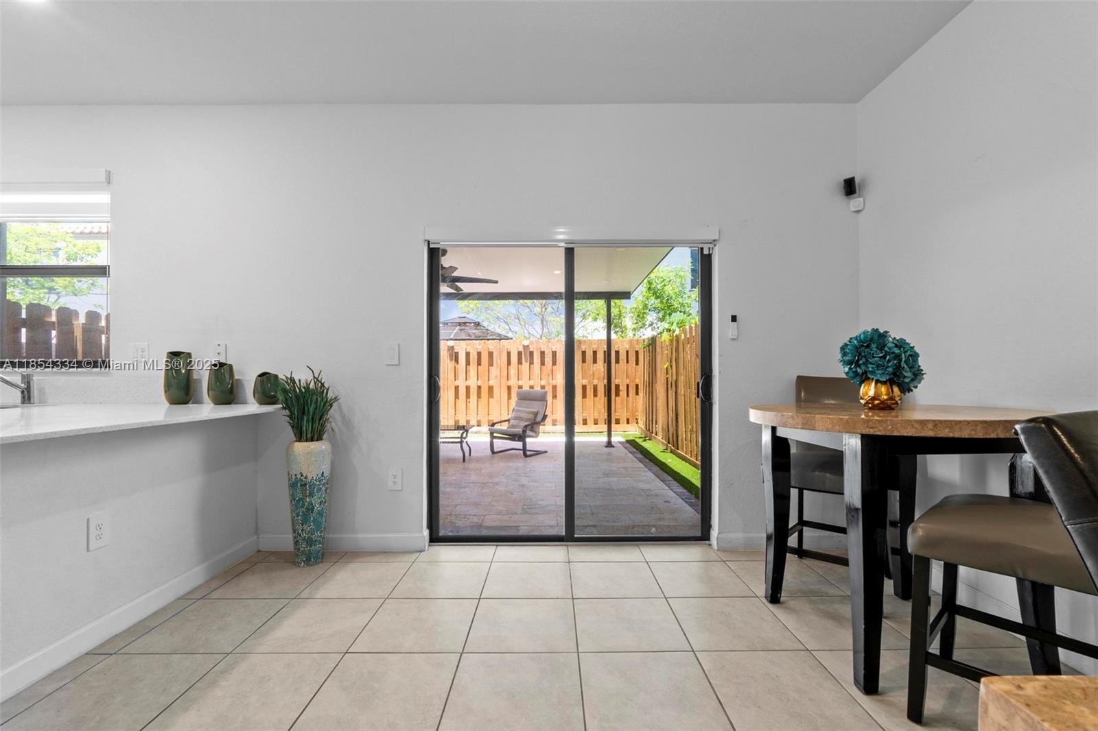 SILVER PALM RESIDENTIAL H - Residential