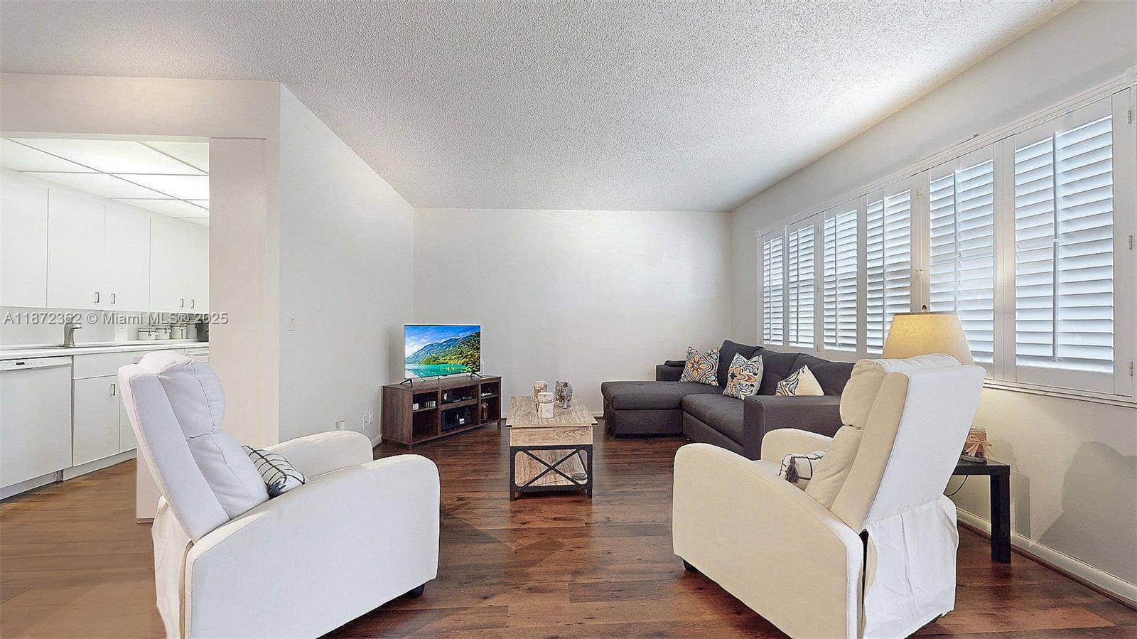 REXFORD AT CENTURY VILLAG - Residential Lease