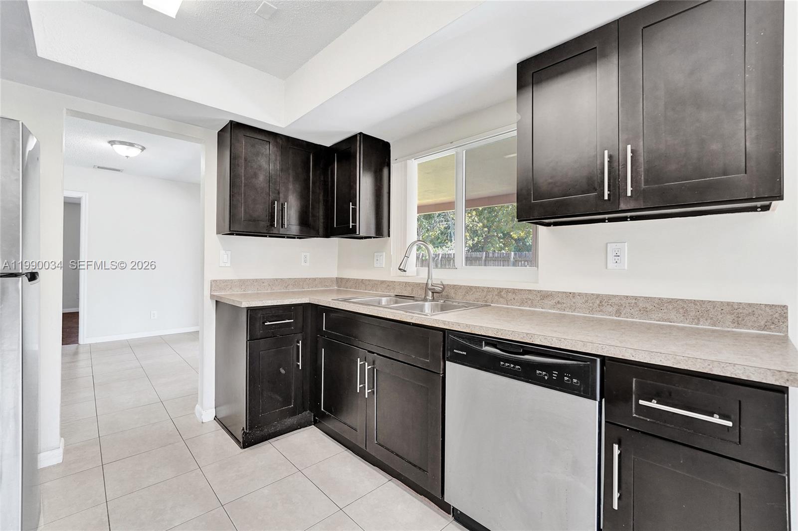 OAKLAND ESTATES 1ST SEC - Residential