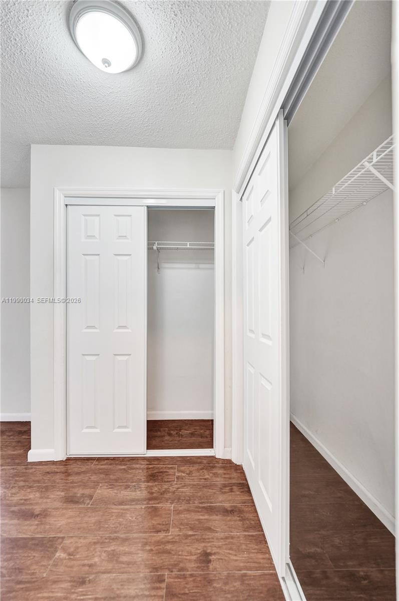 OAKLAND ESTATES 1ST SEC - Residential