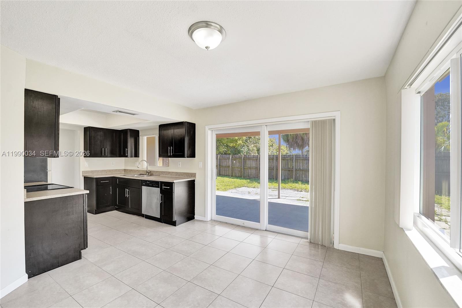 OAKLAND ESTATES 1ST SEC - Residential