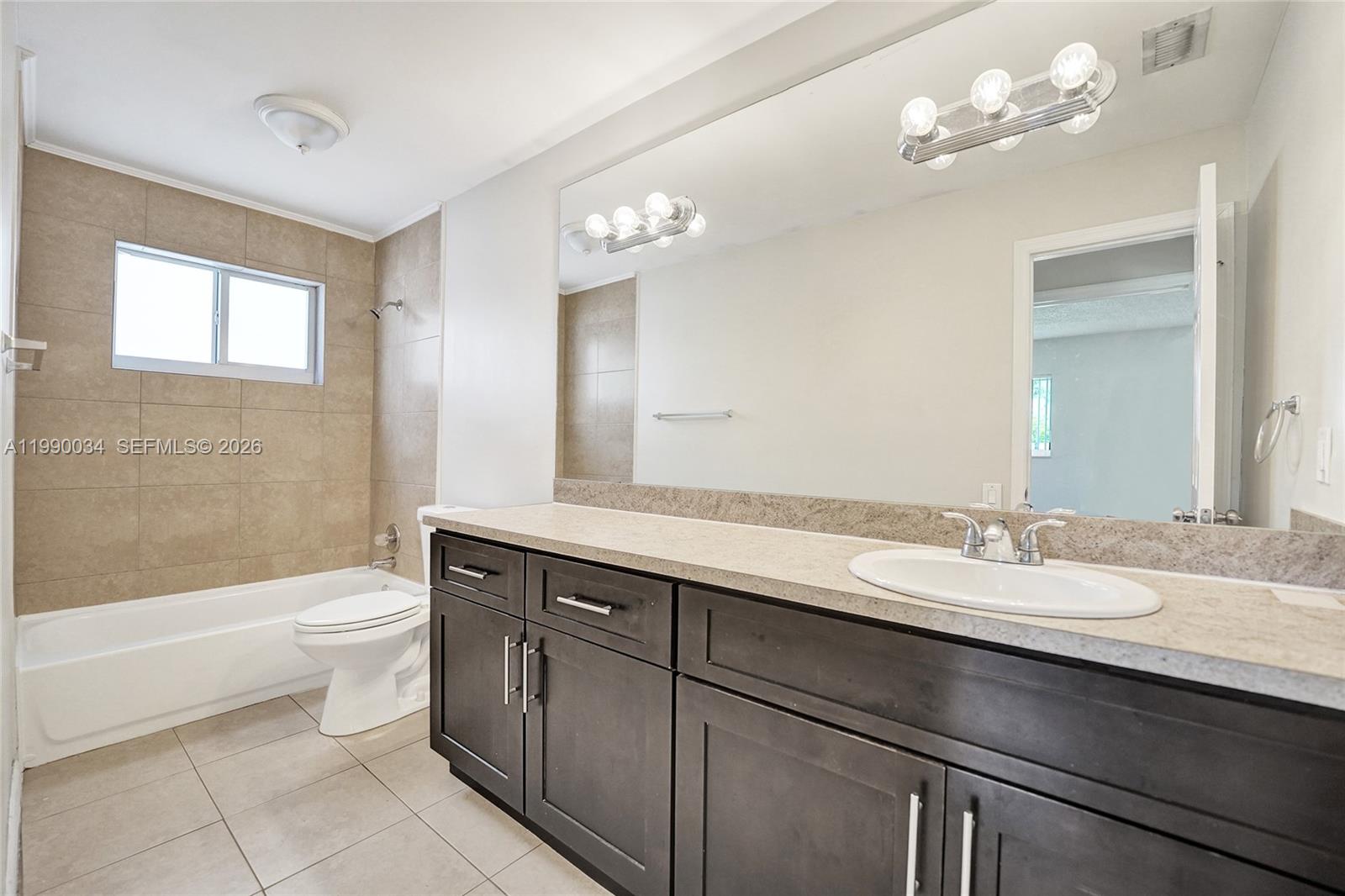 OAKLAND ESTATES 1ST SEC - Residential