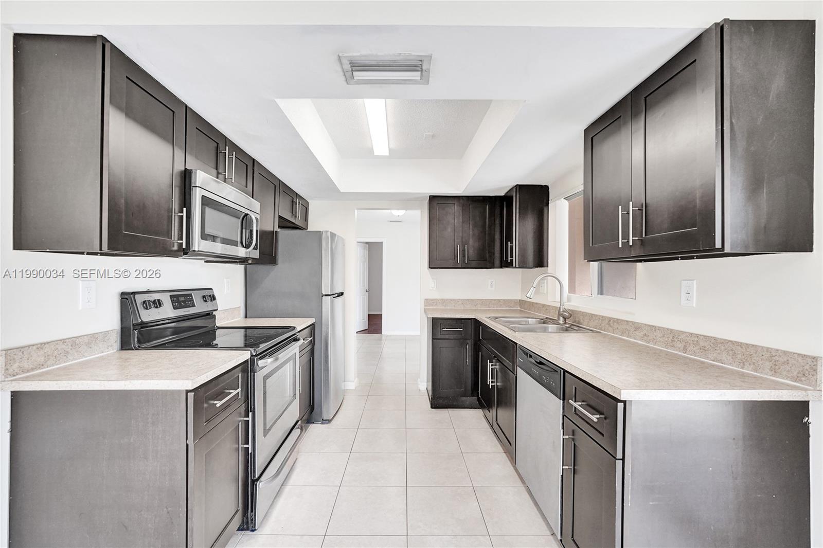 OAKLAND ESTATES 1ST SEC - Residential