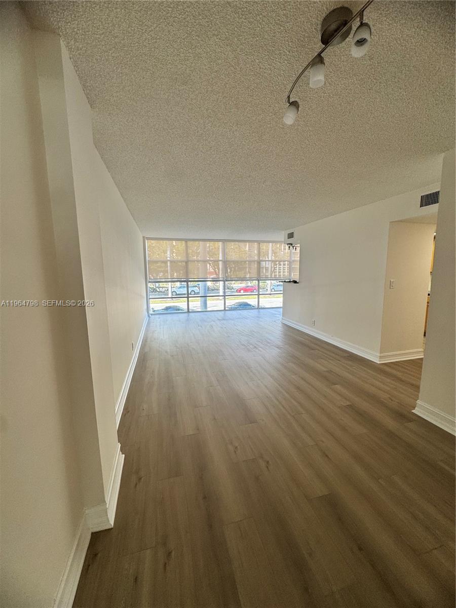 2000 Atlantic Shores Blvd 209