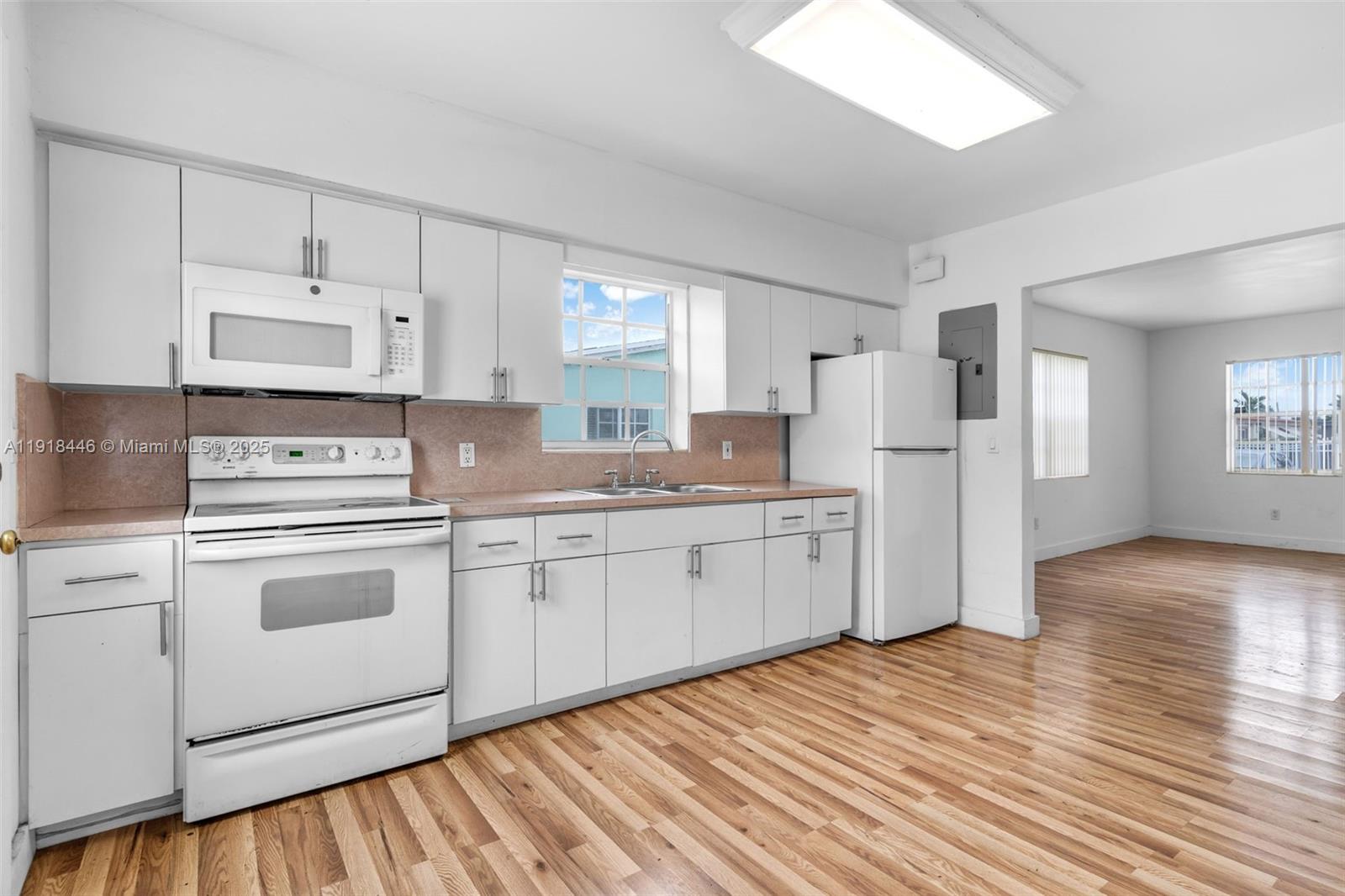 OLYMPIC HEIGHTS - Residential Lease