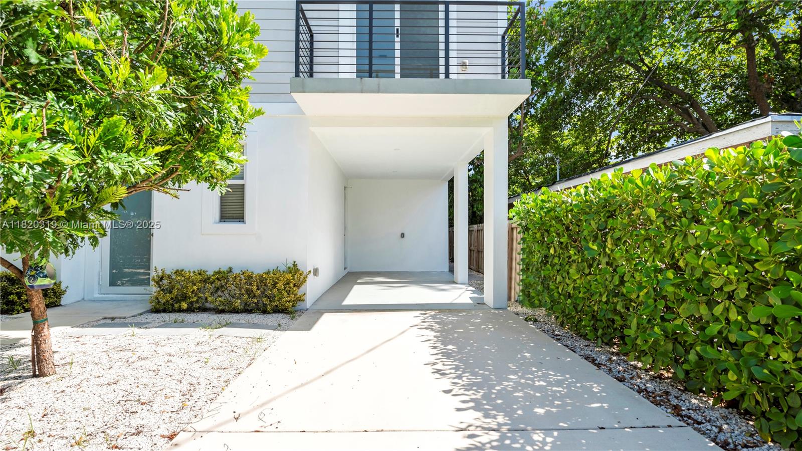 Come see this beautiful 5bed, 4 bath single-family home in the heart of Coconut Grove. This home features two luxurious master bedrooms, and two generous living areas, perfect for entertaining or relaxing with family, each filled with abundant natural light streaming through large windows and glass doors. The open-concept layout seamlessly connects the indoor and outdoor living spaces, creating an airy and inviting atmosphere throughout.Every detail has been thoughtfully renovated—from sleek, contemporary finishes and high-end fixtures to elegant flooring and a gourmet kitchen designed for both beauty and function.Nestled on a quiet street in Coconut Grove, this home offers both privacy and convenience, just minutes from parks, top-rated schools, dining, and the vibrant village center.