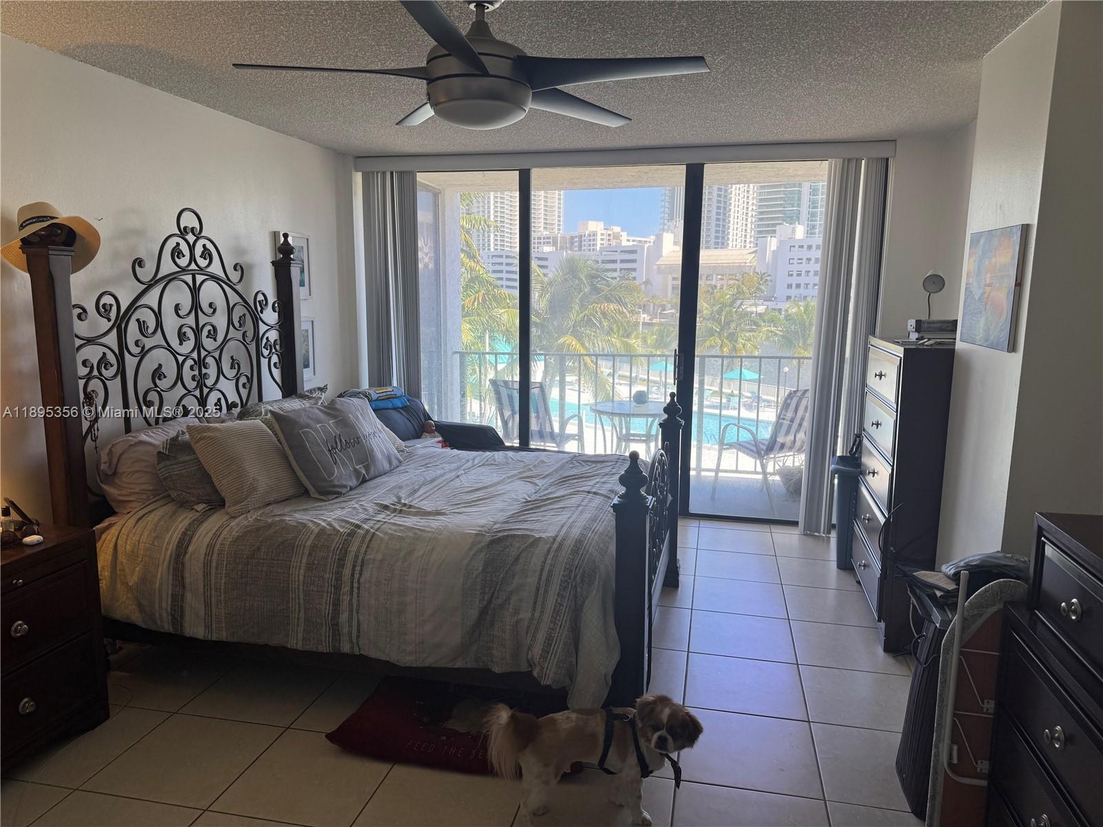 200 Leslie Dr 317
