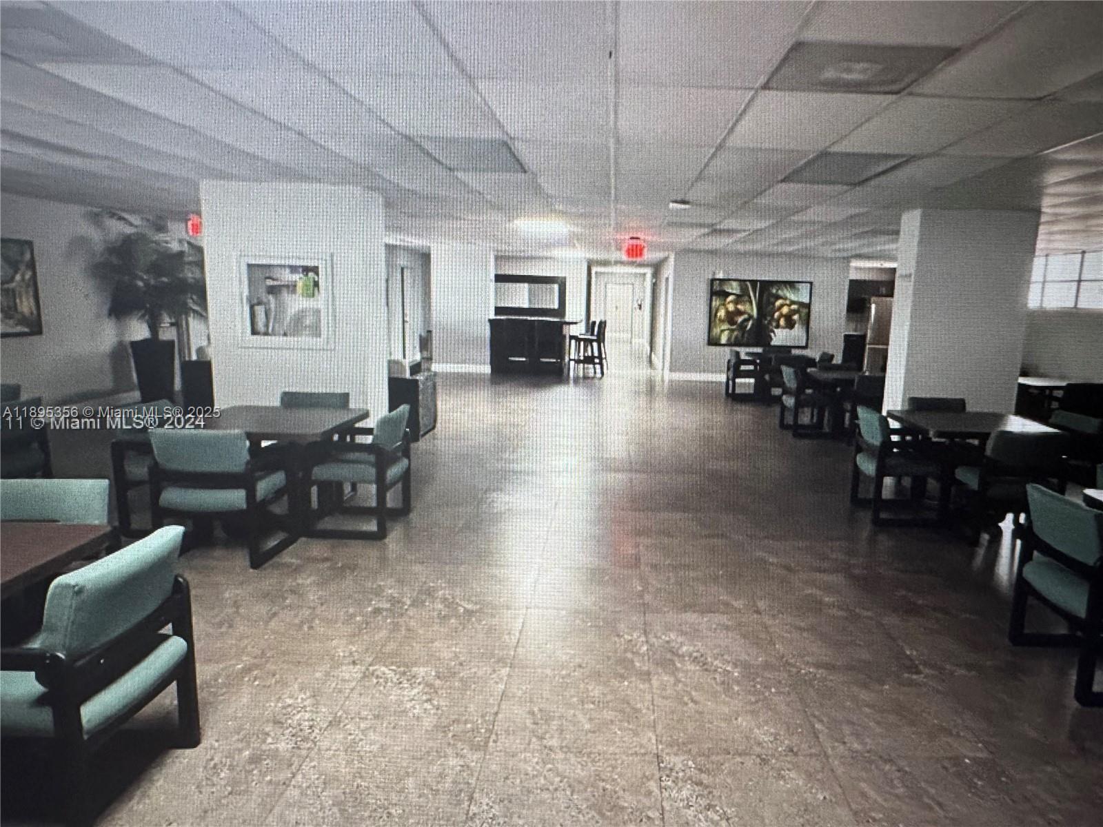 200 LESLIE CONDO - Residential Lease