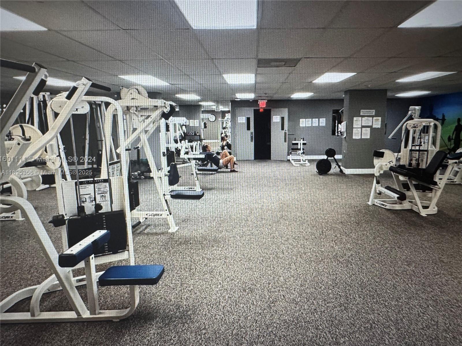 200 LESLIE CONDO - Residential Lease