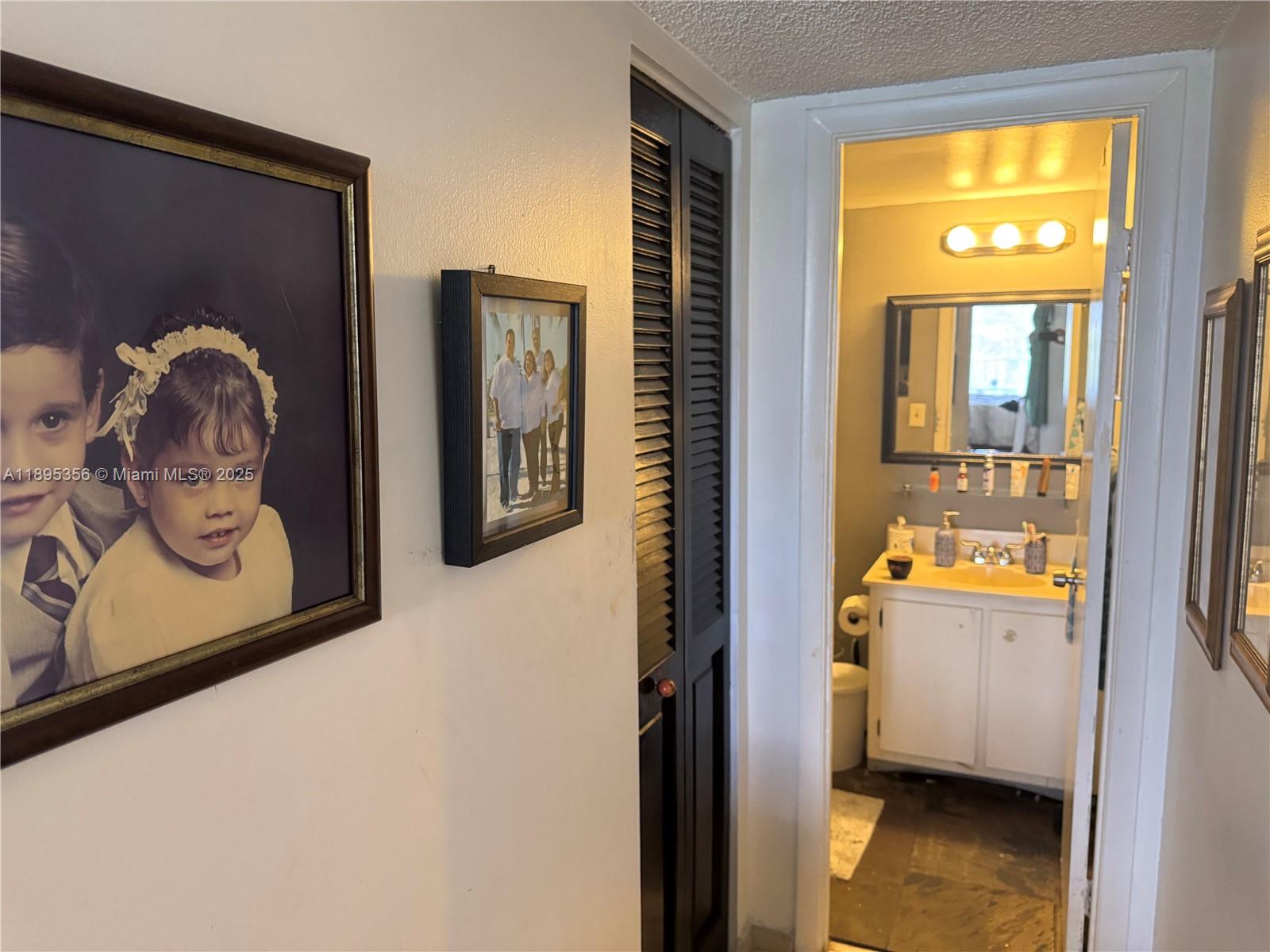 200 LESLIE CONDO - Residential Lease