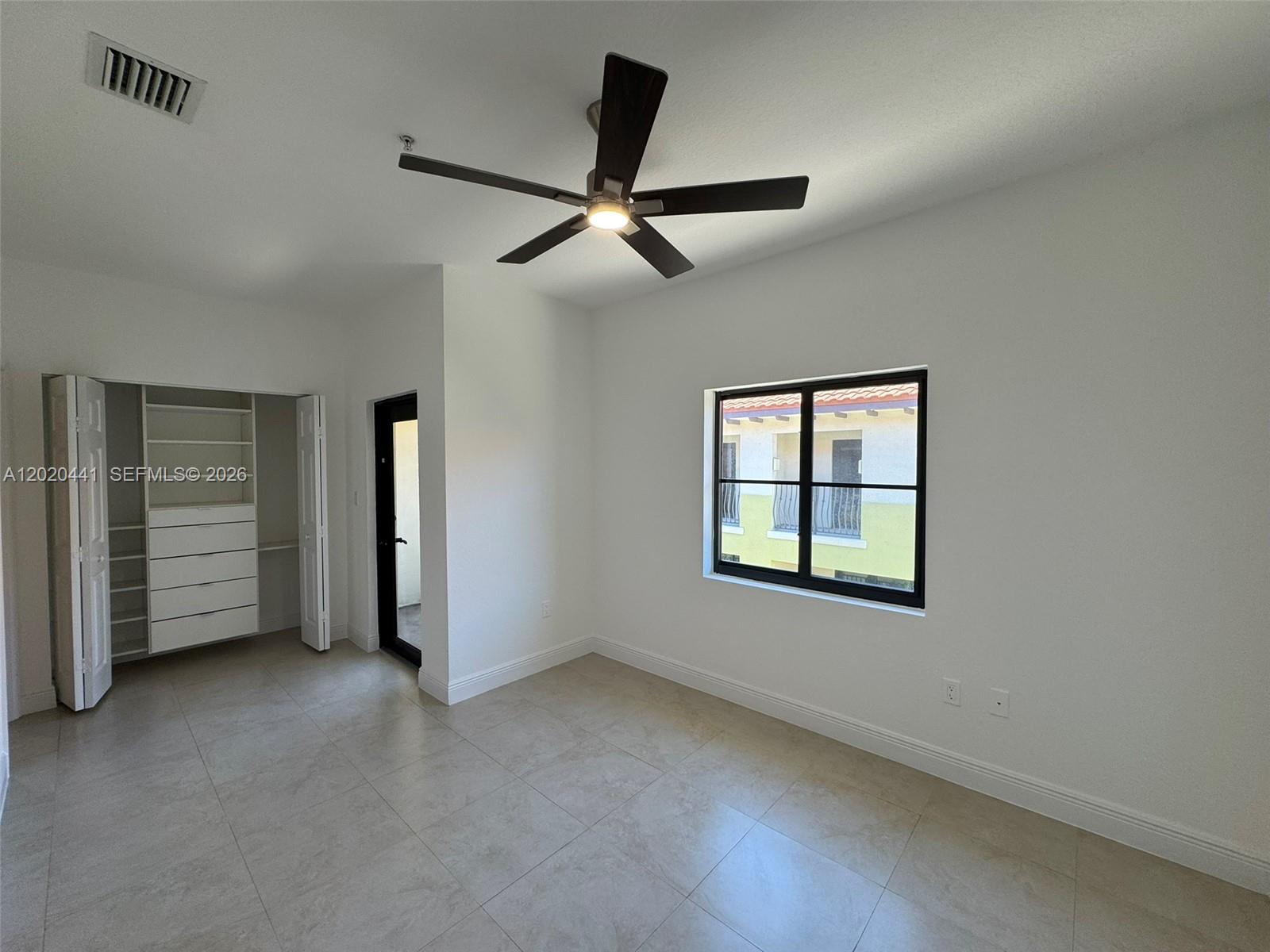 GROVE VILLAS CONDO - Residential