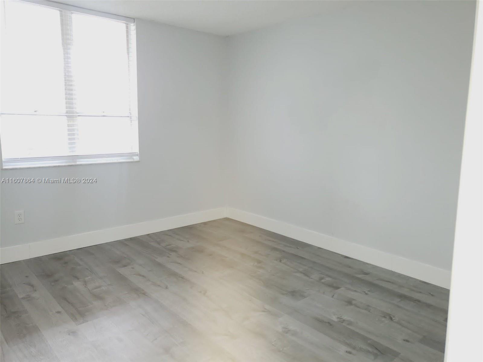 SOVEREIGNS CONDO - Residential Lease
