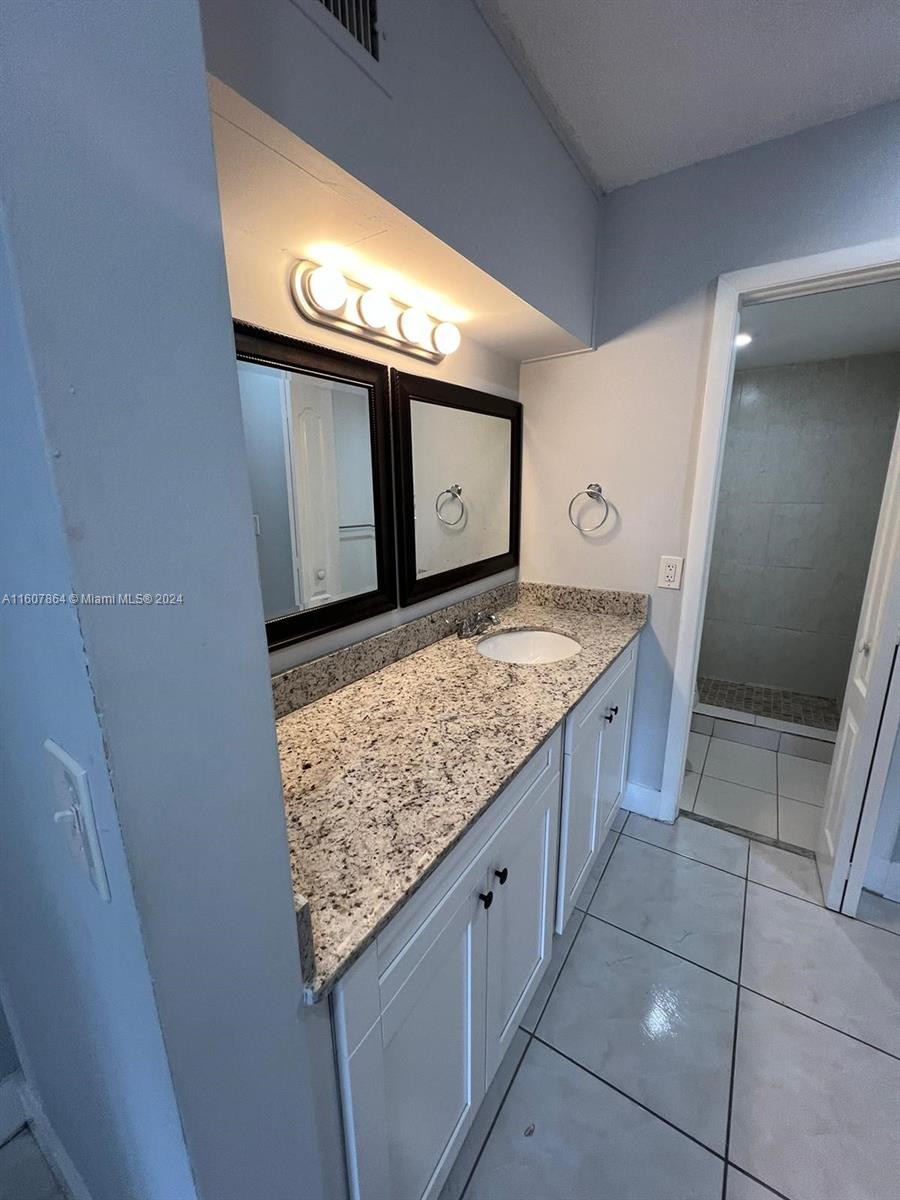 SOVEREIGNS CONDO - Residential Lease