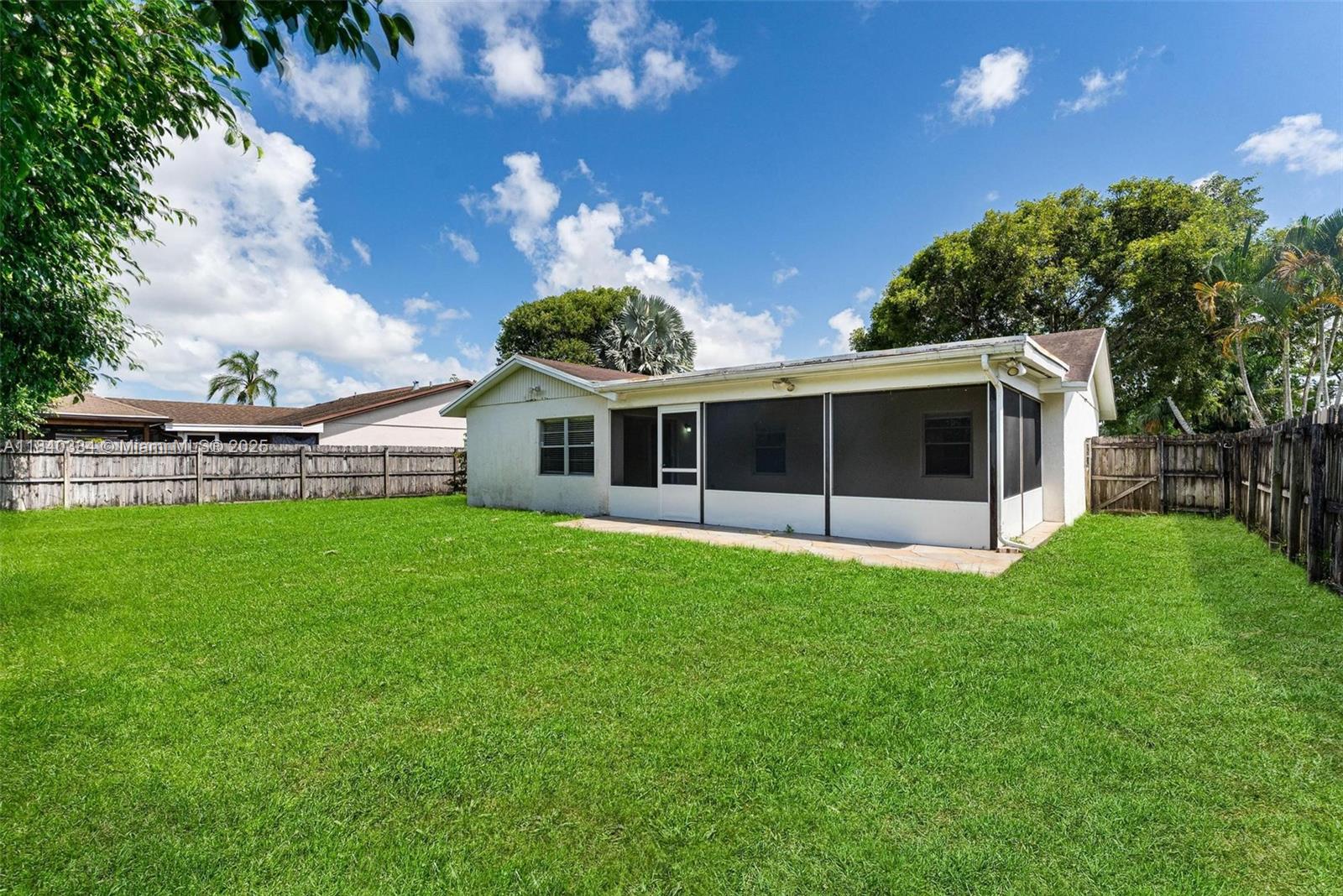 SPANISH ISLES II - Residential