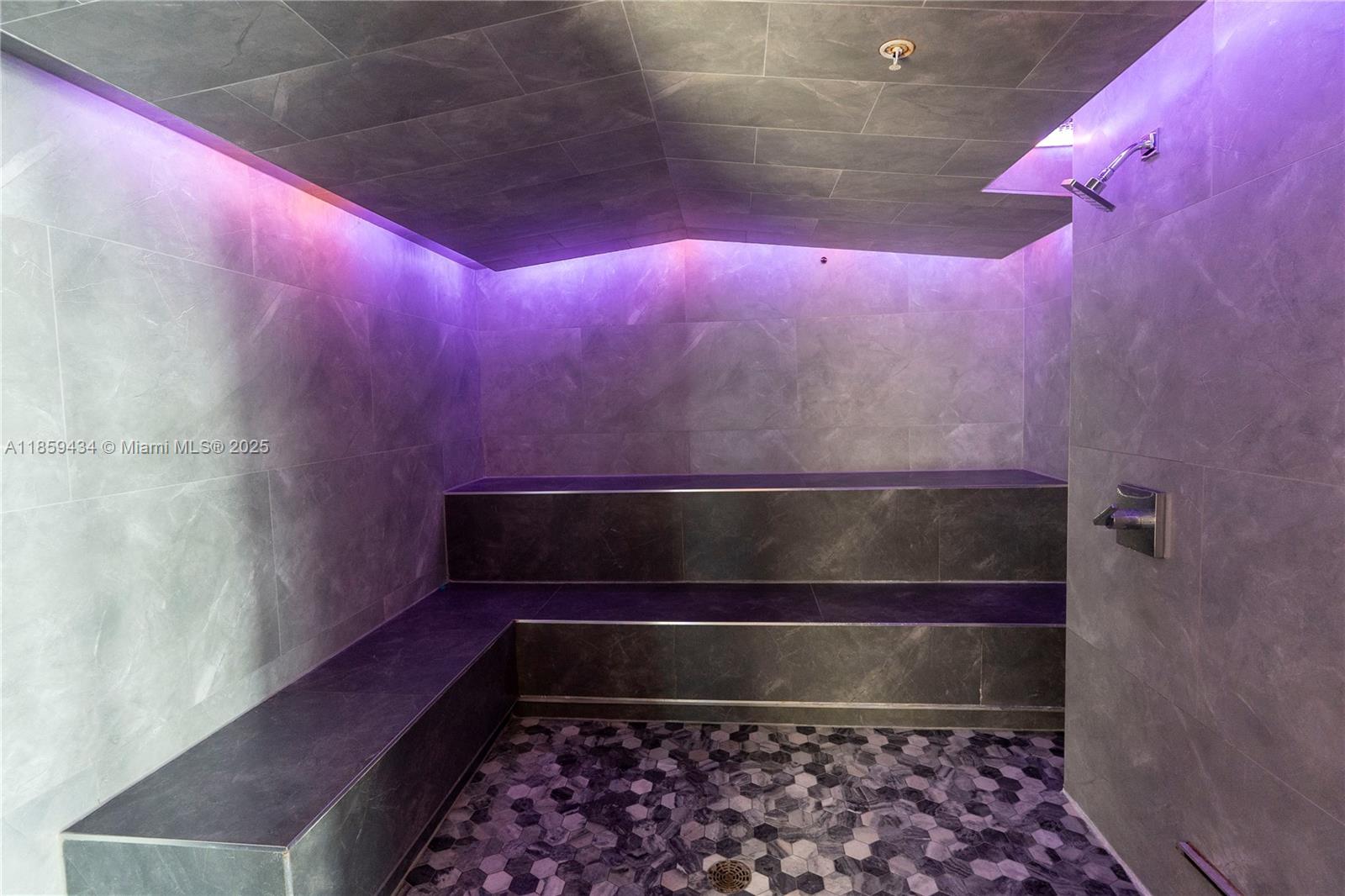 BRICKELL ON THE RIVER N T - Residential