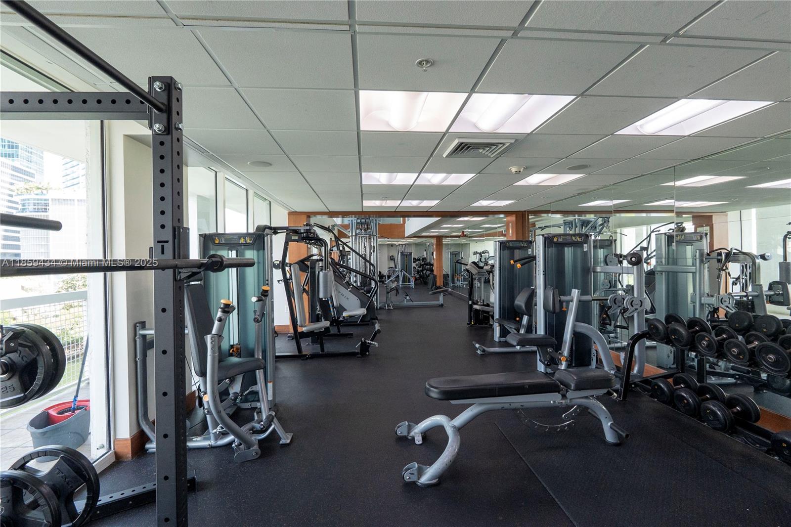 BRICKELL ON THE RIVER N T - Residential