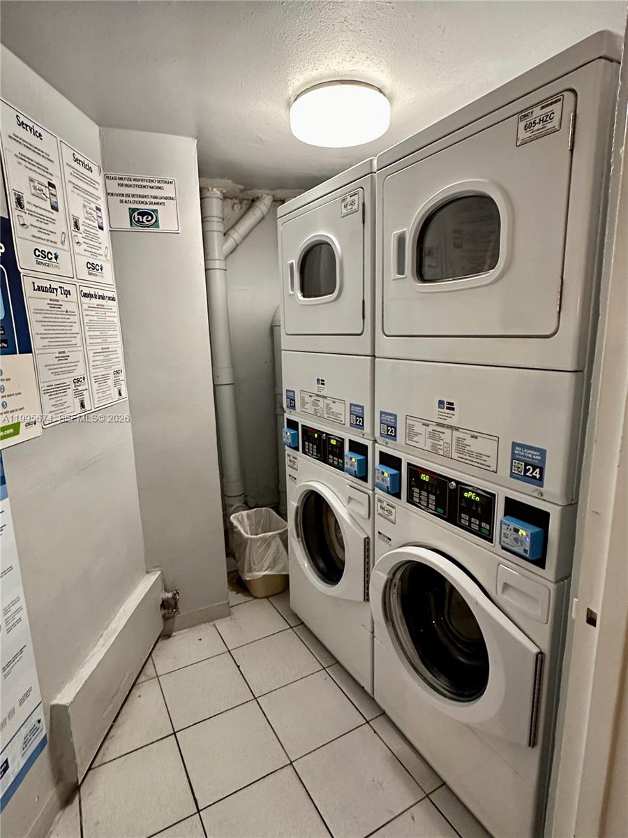 BAY PARK TOWERS CONDO - Residential Lease