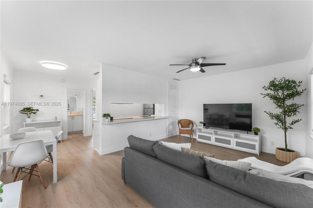 Photo of 815 Middle River Dr #218, Fort Lauderdale, FL 33304 (MLS # A11974885)