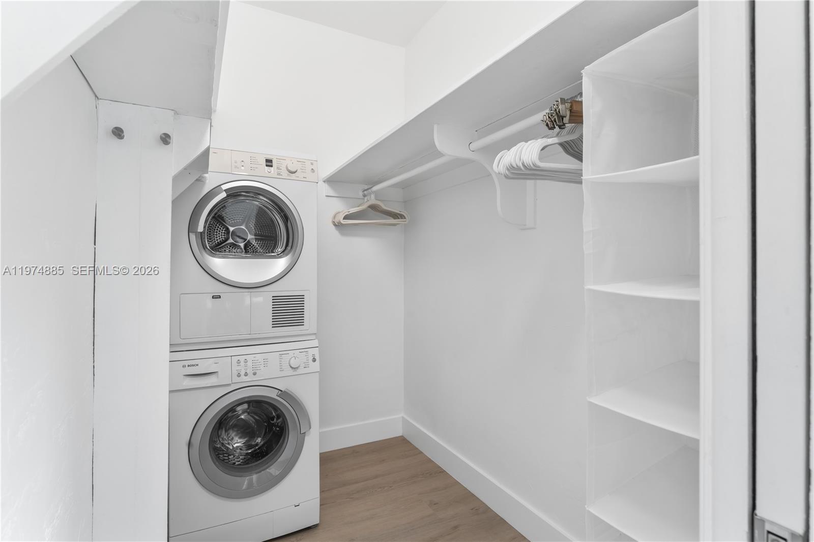 MIDDLE RIVER VILLAS CONDO - Residential