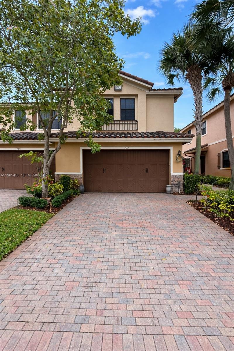 SUNBURST PROPERTIES DEVEL - Residential