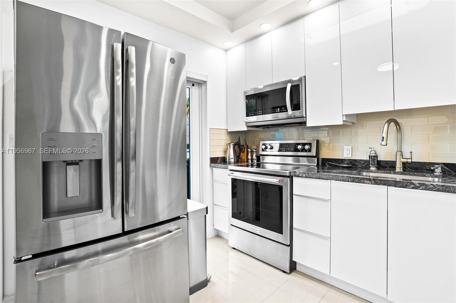 ISLANDER CO-OP - Residential