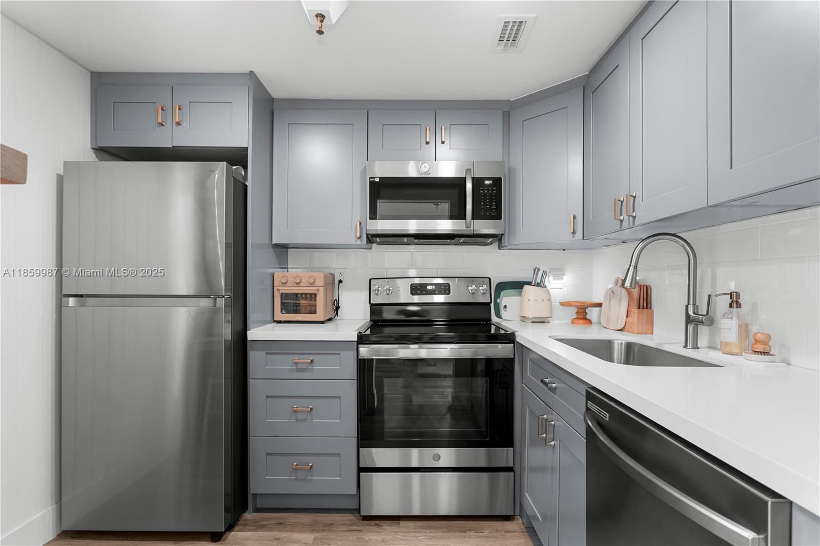 VENDOME PLACE CONDO - Residential