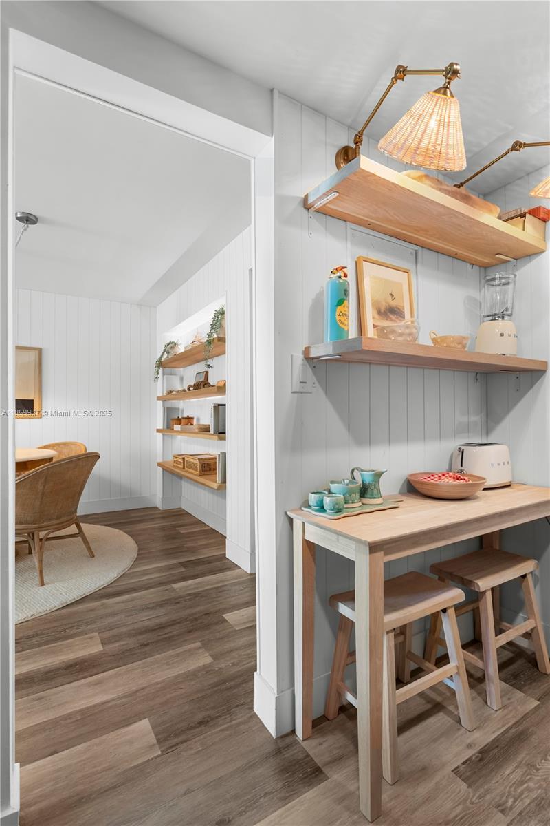 VENDOME PLACE CONDO - Residential