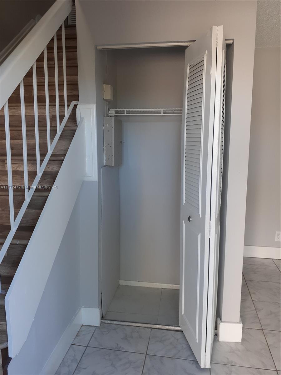 HABITAT II CONDO - Residential