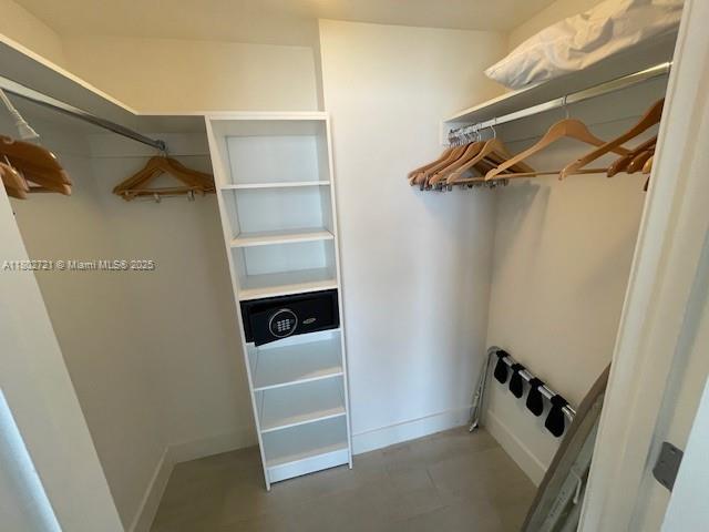 4010 SOUTH OCEAN DRIVE CO - Residential