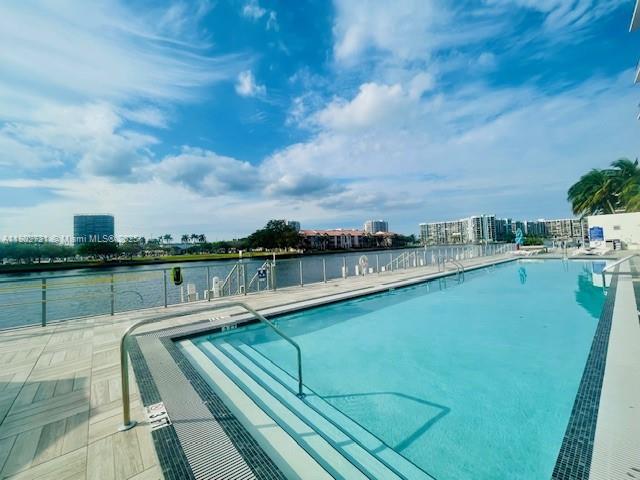 4010 SOUTH OCEAN DRIVE CO - Residential