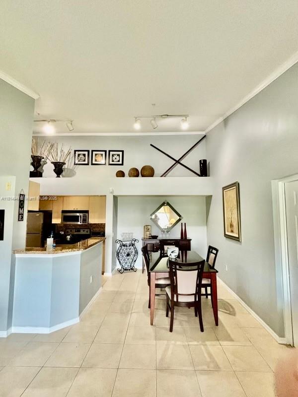 VILLA DEL SOL CONDO - Residential Lease