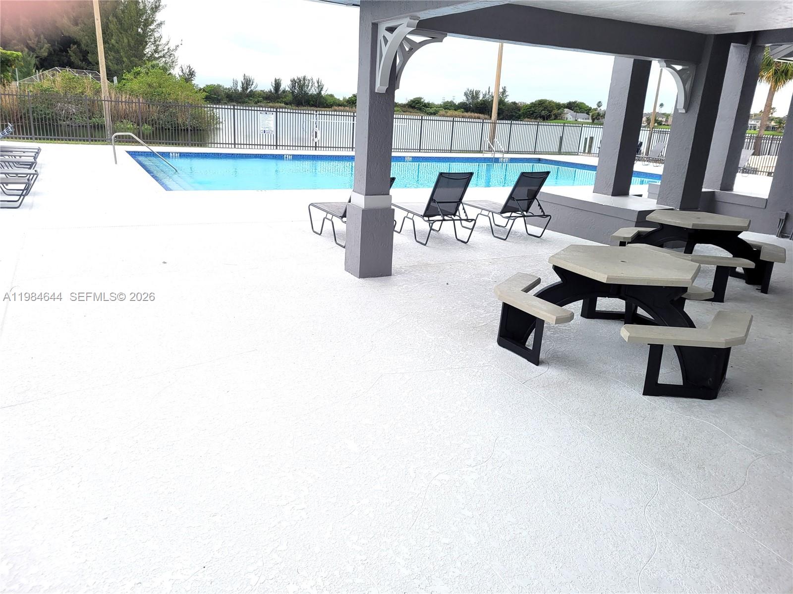 LAND SECTION 8 - Residential