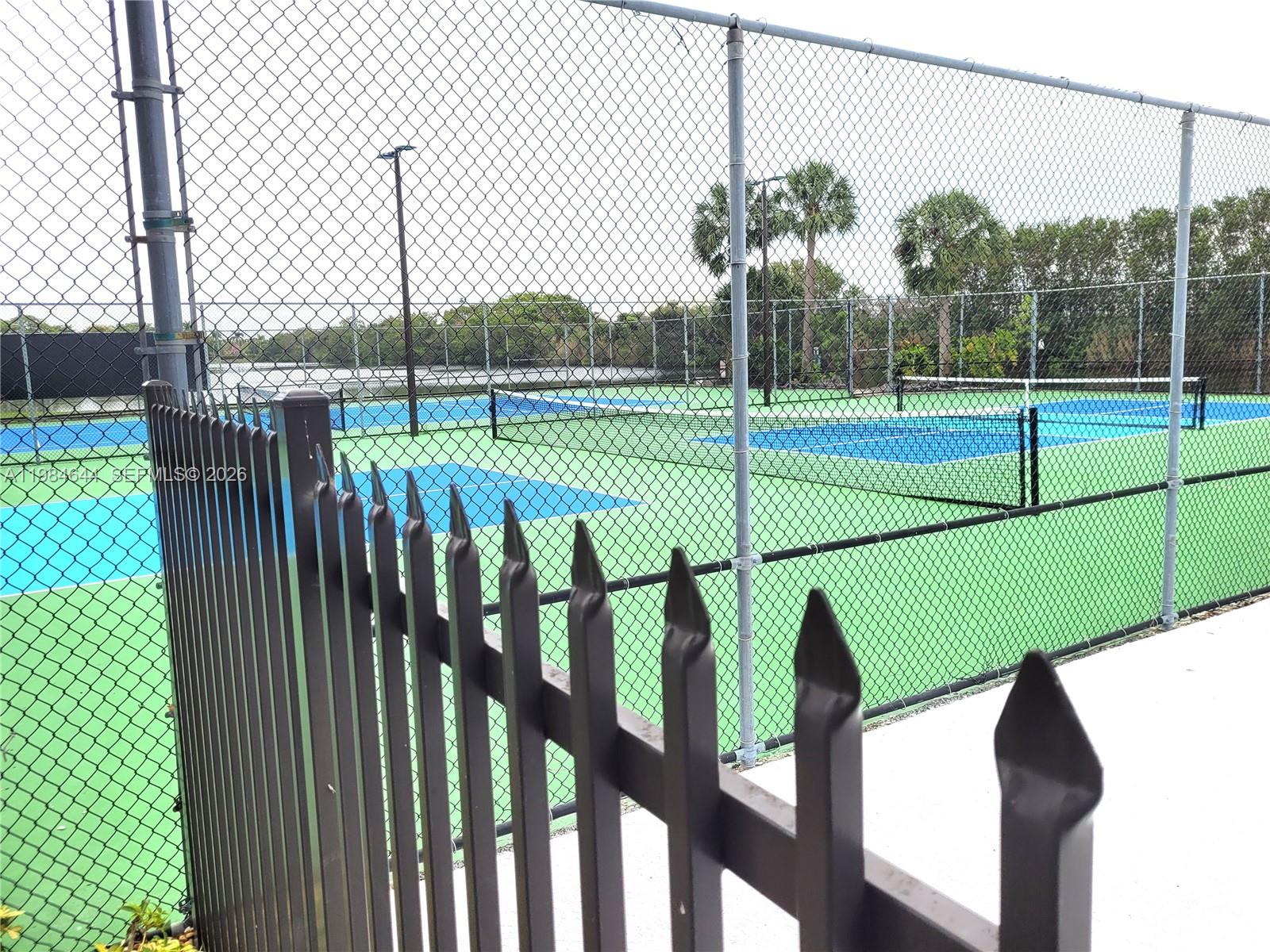 LAND SECTION 8 - Residential