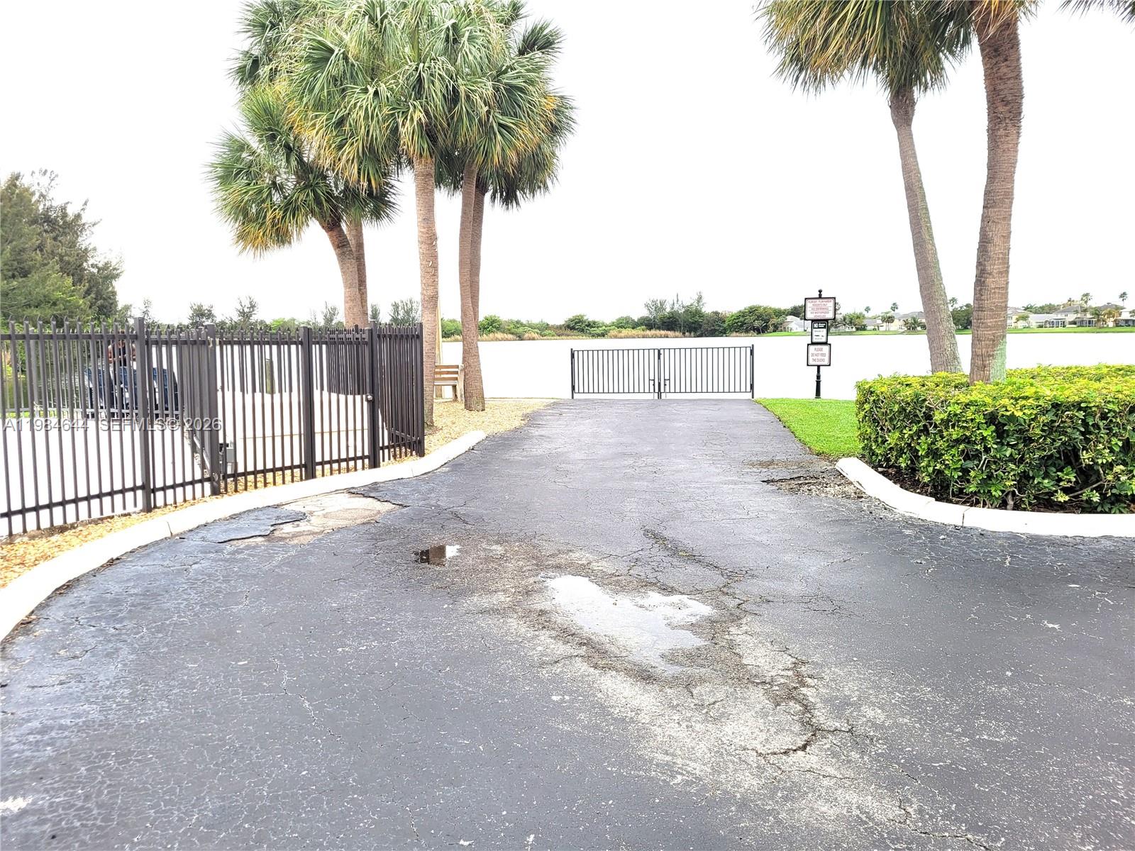 LAND SECTION 8 - Residential