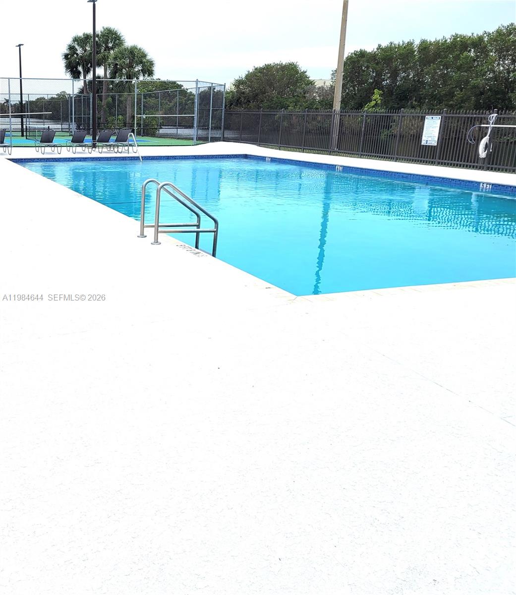 LAND SECTION 8 - Residential