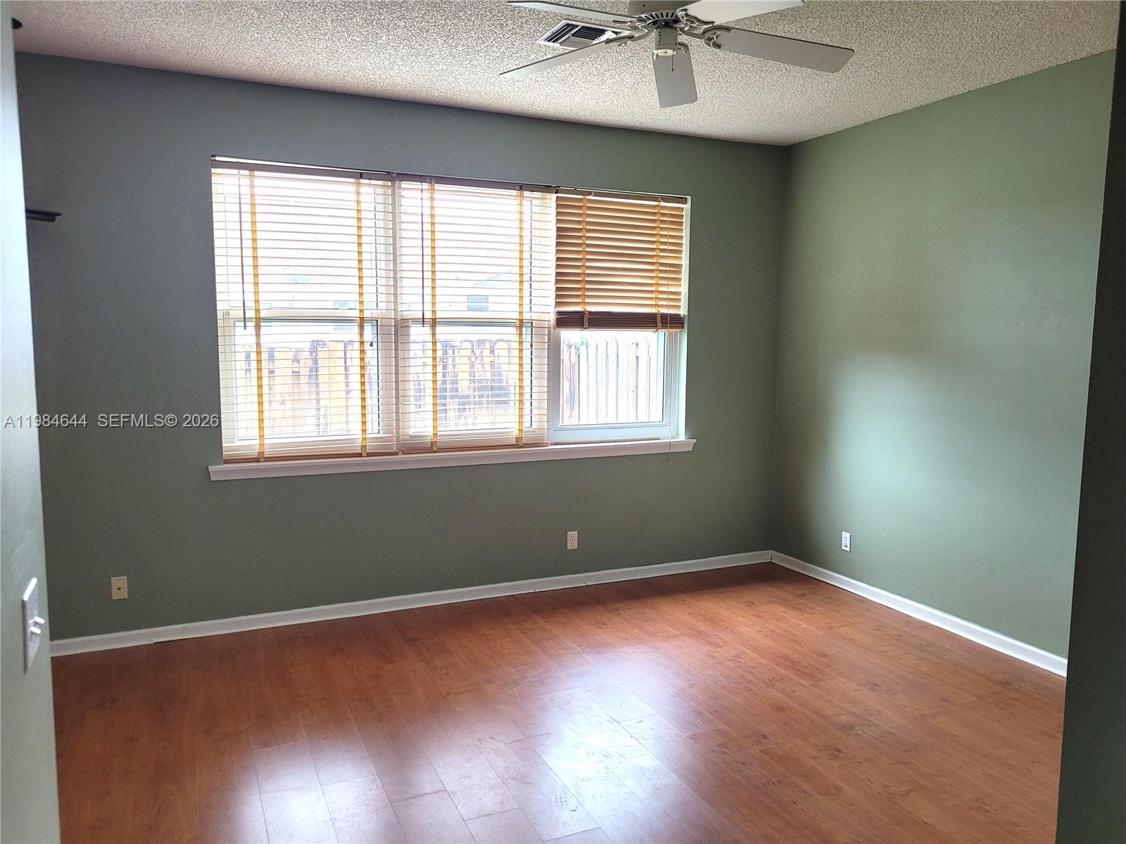 LAND SECTION 8 - Residential