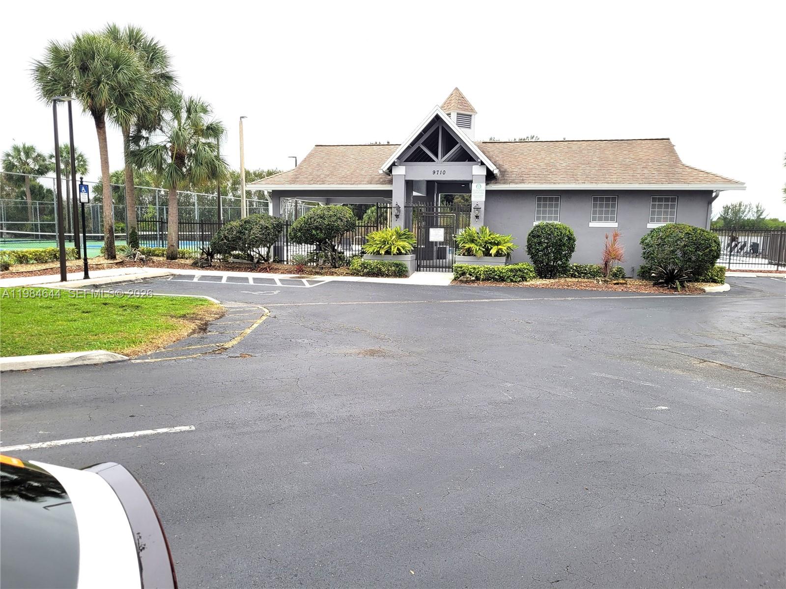 LAND SECTION 8 - Residential