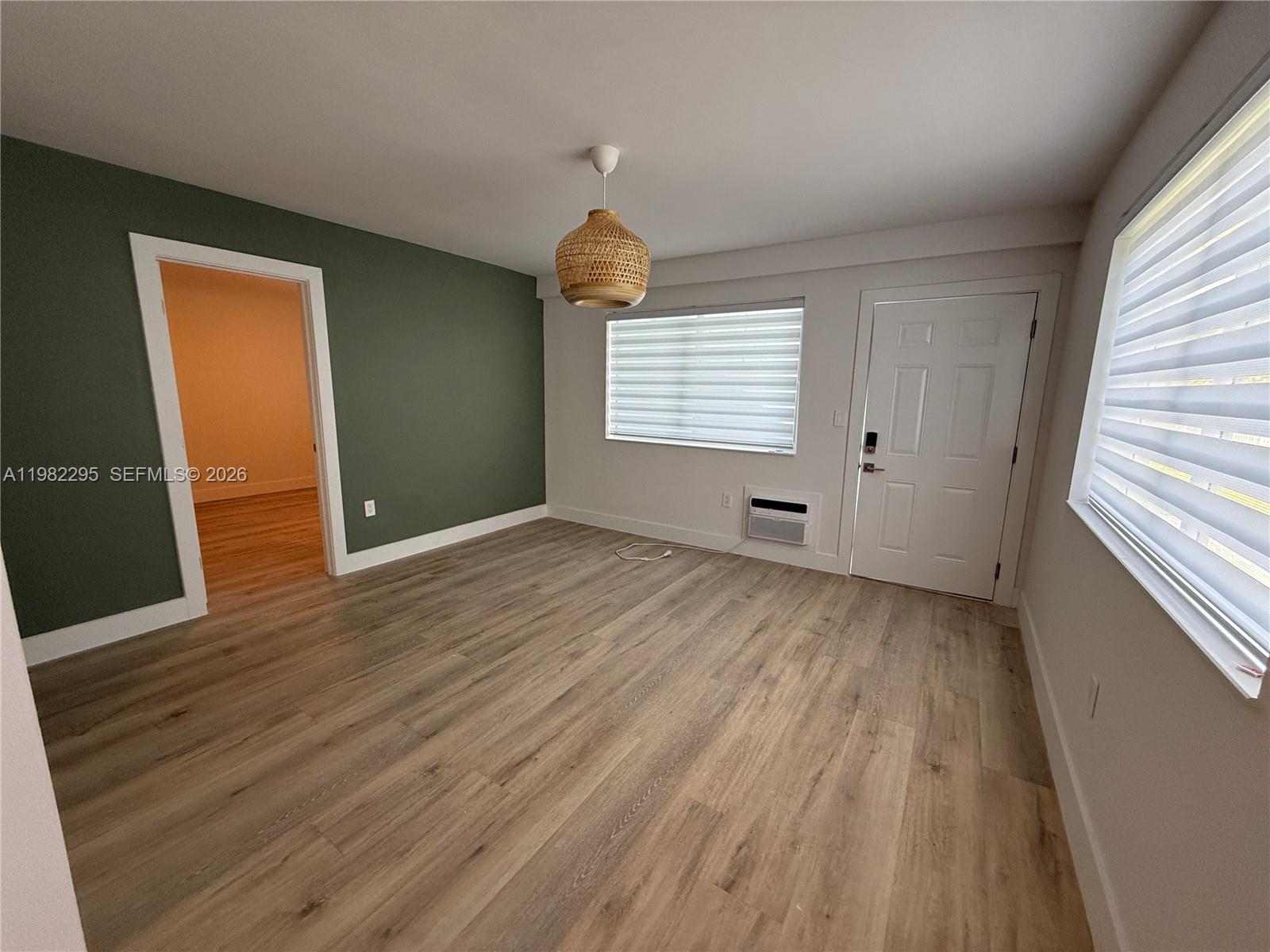 BISCAYNE SHORES CORR PLAT - Residential Lease