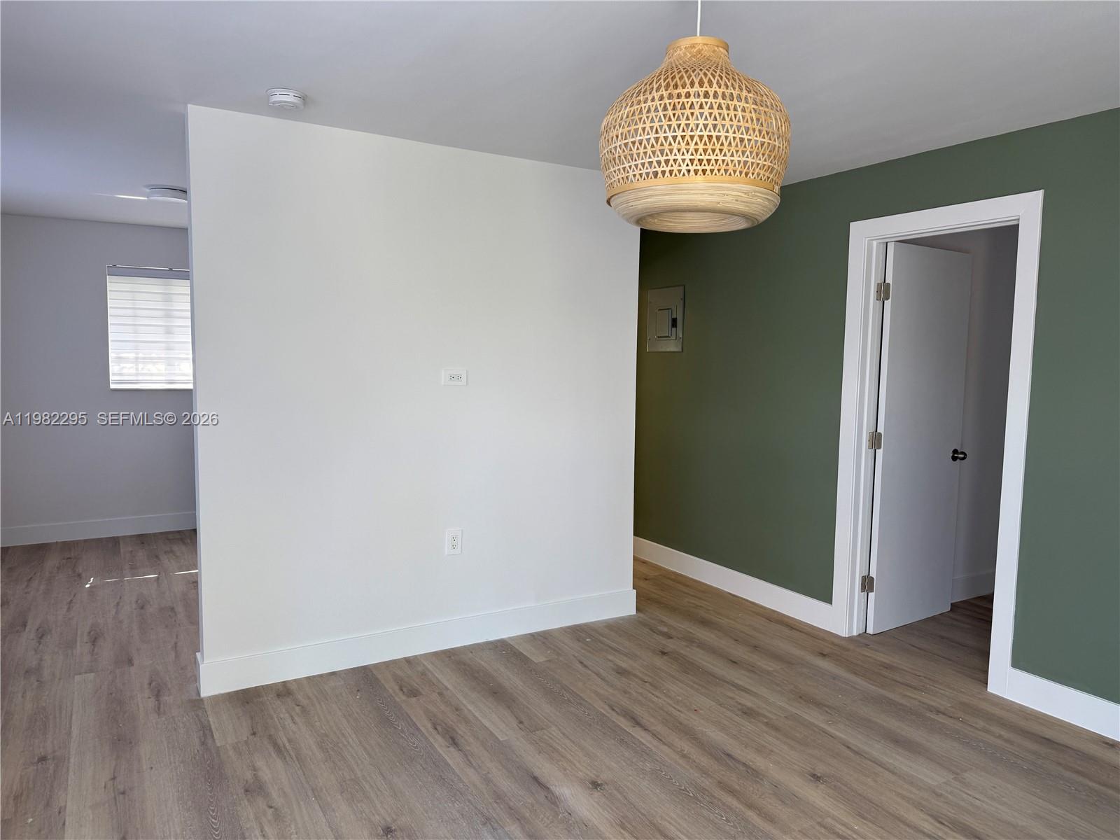 BISCAYNE SHORES CORR PLAT - Residential Lease