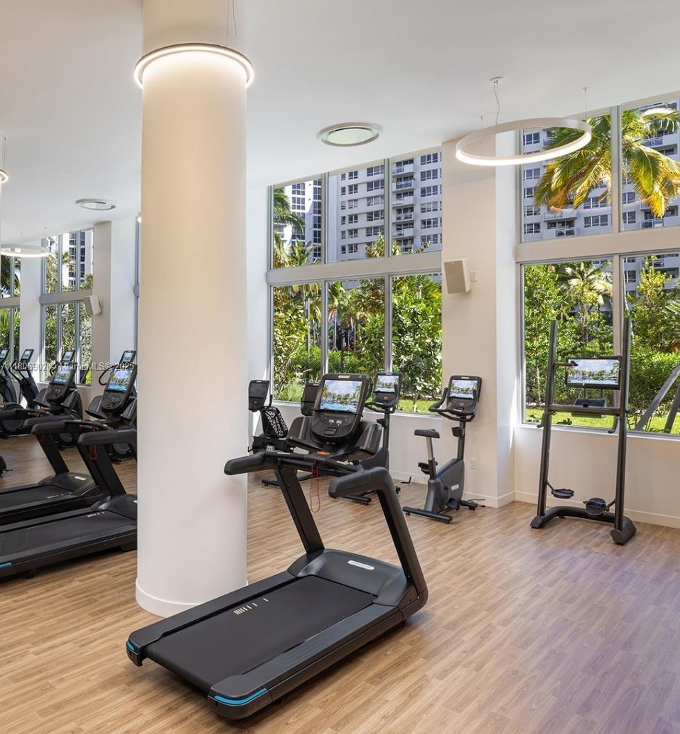 FLAMINGO SOUTH BEACH I CO - Residential