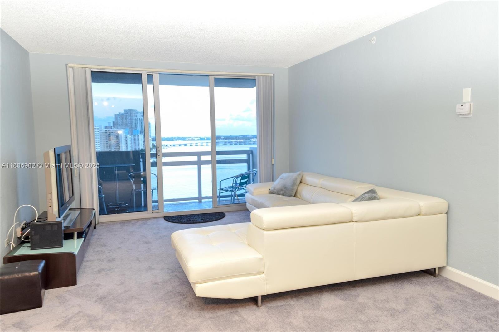 FLAMINGO SOUTH BEACH I CO - Residential