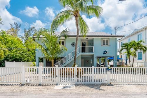 Property for Sale at 11 Harbor Dr, Key Largo, Monroe County, Florida - Bedrooms: 3 
Bathrooms: 2  - $1,499,000
